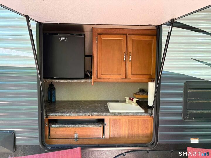 Property Photo: 51 Old Springfield Road 354 CT 06076