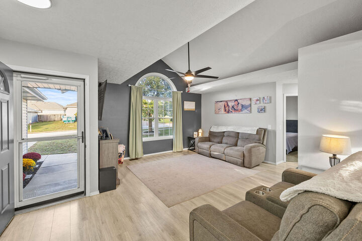 Property Photo:  720 N Windmill Place  MO 65738 