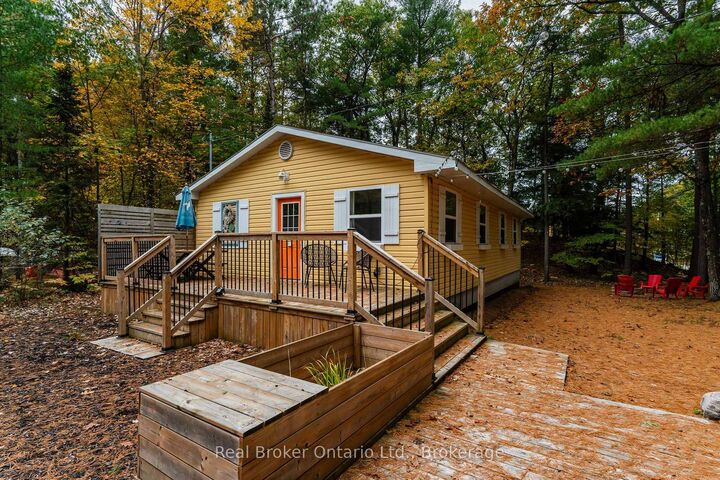 Property Photo:  1326 Tiny Beaches Road N  ON L9M 0H3 