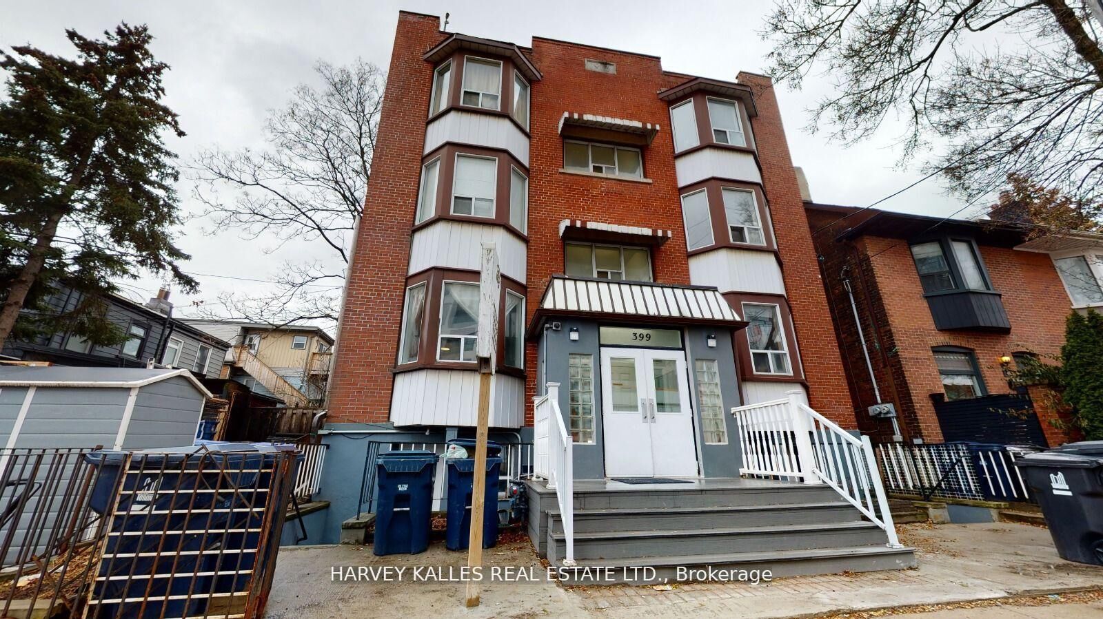 Property Photo:  399 Dupont Street 201  ON M5R 1W3 