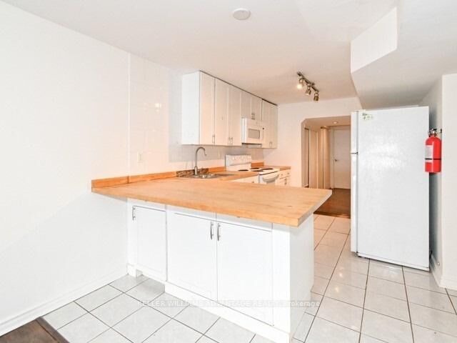 Property Photo:  236 Highfield Road C, Main  ON M4L 2V5 