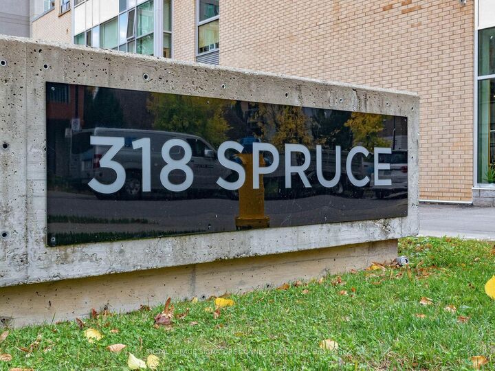 Property Photo:  318 Spruce Street 602  ON M5A 2J5 