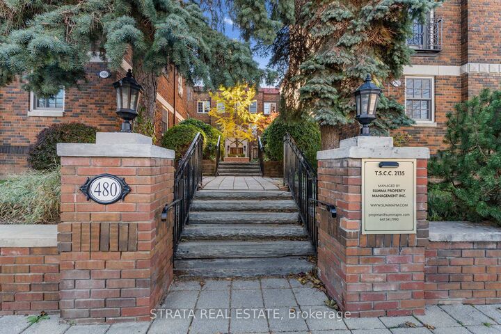 Property Photo:  480 Oriole Parkway 207  ON M5P 2H8 