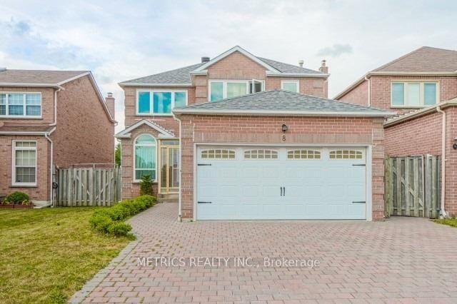Property Photo:  8 Ashcott Street  ON M1V 5G5 