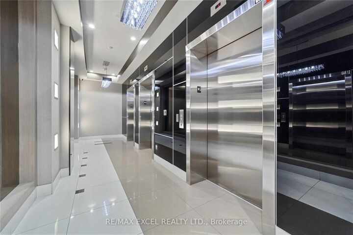 Property Photo:  1 De Boers Drive 1114  ON M3J 3E5 