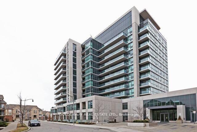 Property Photo:  35 Brian Peck Crescent 526  ON M4G 0A5 