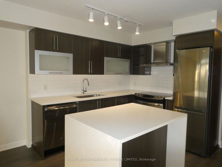 Property Photo:  1 Michael Power Place 1808  ON M9A 0A1 