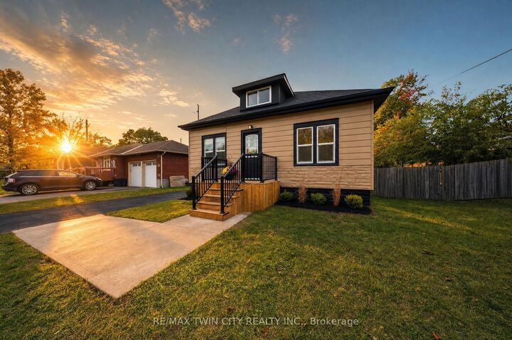 Photo de la propriété: 24 Park Road N ON N3S 6T2
