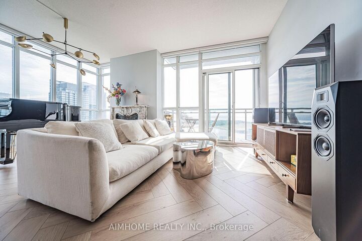 Property Photo:  15 Iceboat Terrace 3206  ON M5V 4A5 