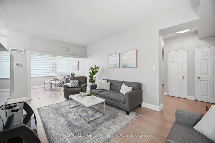 Property Photo:  5 Lisa Street 109  ON L6T 4T4 