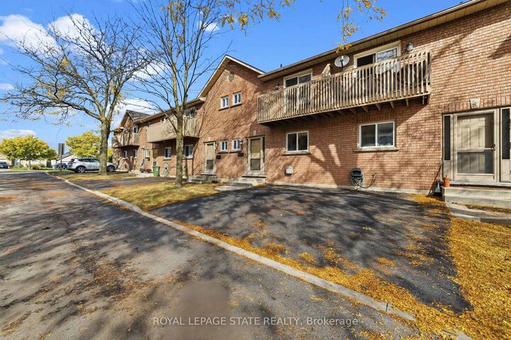 Photo de la propriété:  1475 Upper Gage Avenue 5  ON L8W 1E6 