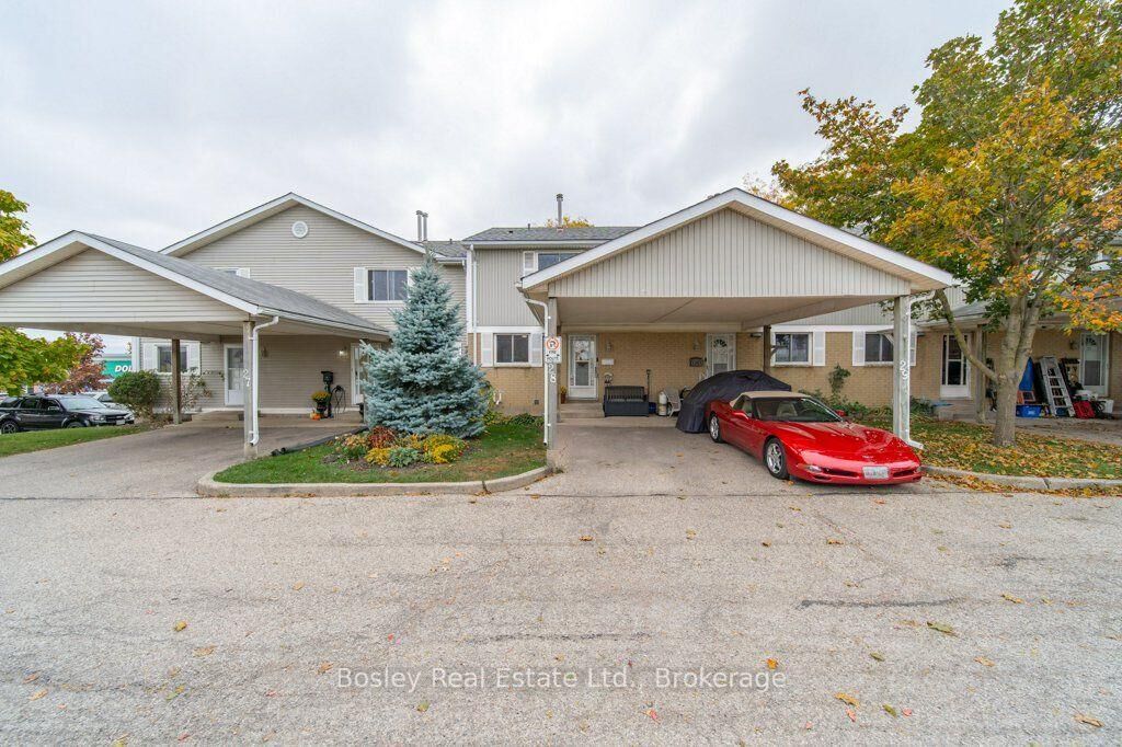 Property Photo:  255 Northlake Drive Unit 28  ON N2V 1Z2 