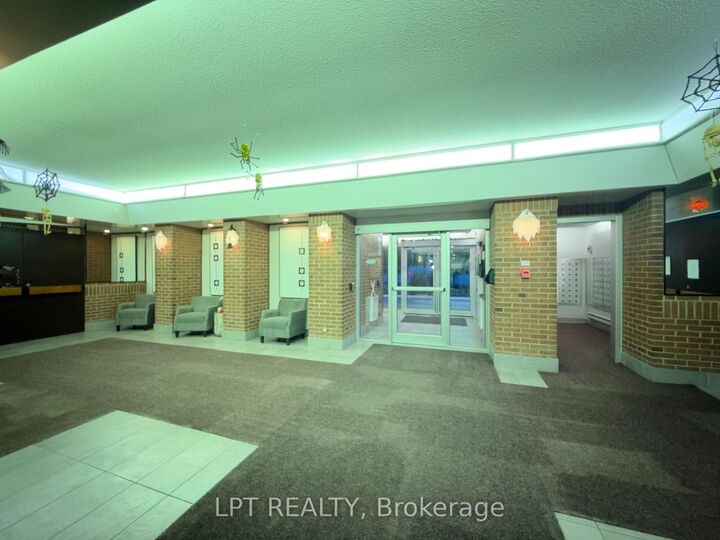 Property Photo:  1380 Prince Of Wales Drive S 510  ON K2C 3N5 