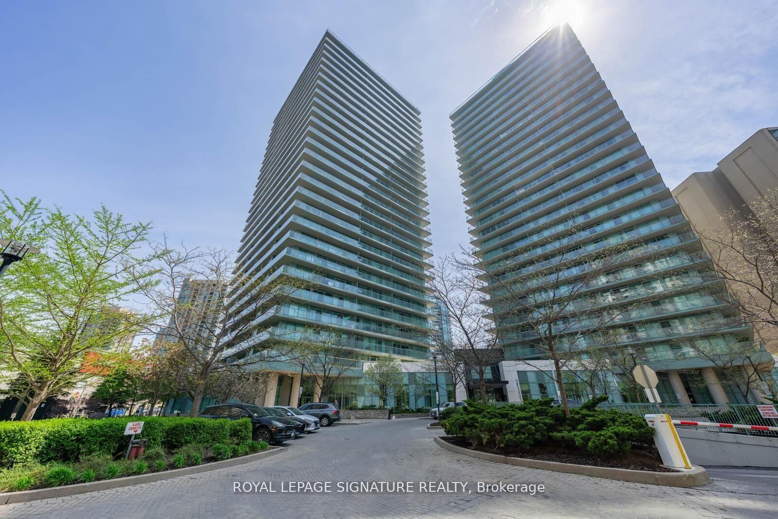 Property Photo:  5508 Yonge Street 508  ON M2N 7L2 