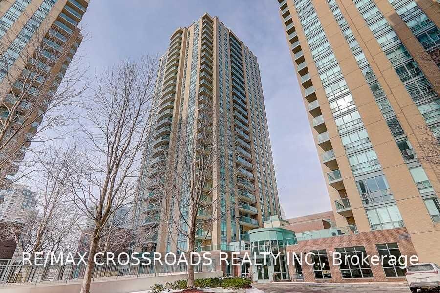 Property Photo:  22 Olive Avenue 1803  ON M2N 7G6 