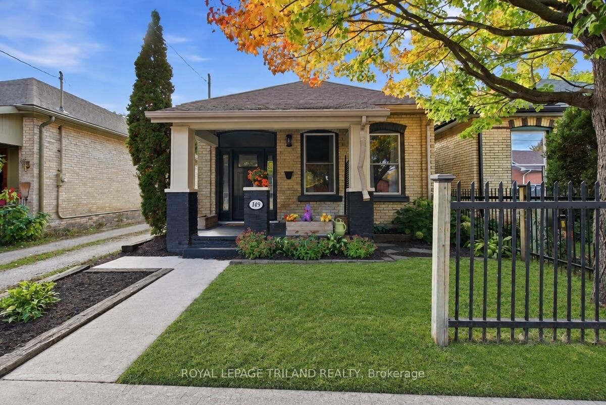 Property Photo:  149 William Street  ON N6B 3B4 