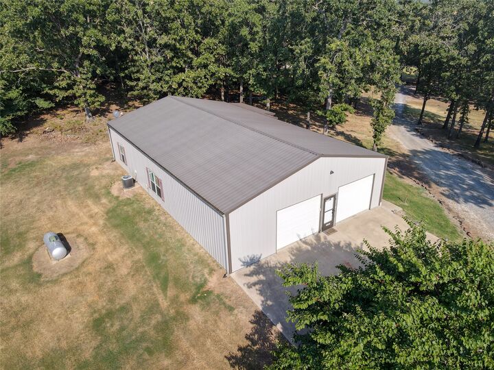 Property Photo: 13006 S 85th Street E OK 74403
