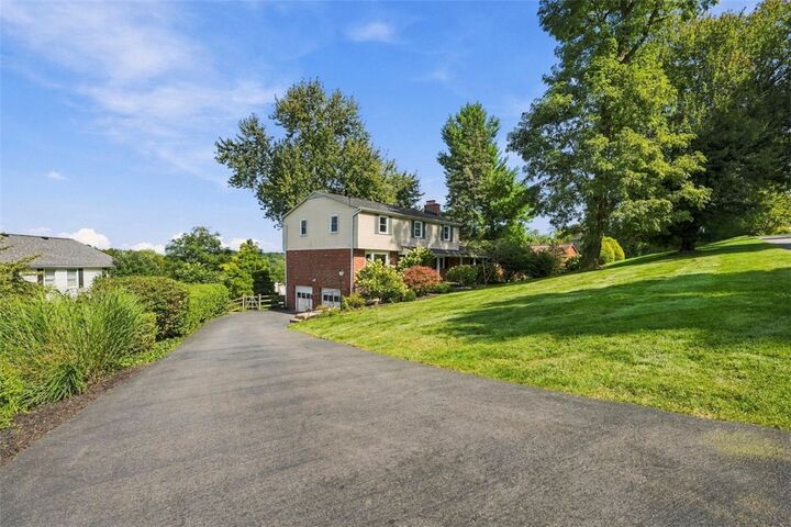 Property Photo: 2323 Mill Grove Rd PA 15241