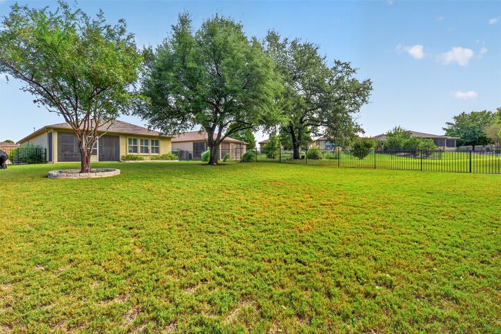 Property Photo:  607 Salado Creek Lane  TX 78633 