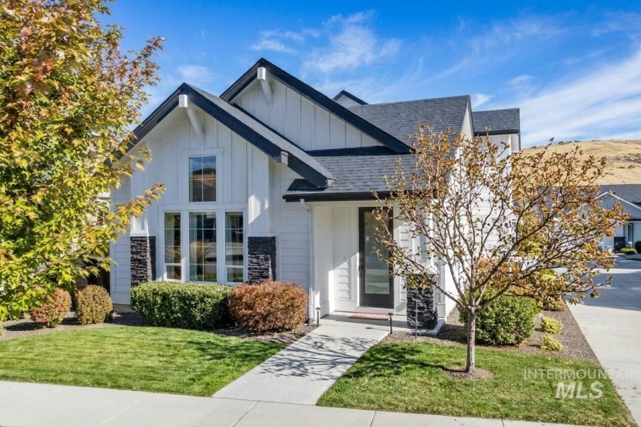 Property Photo:  3166 W Antelope View Dr  ID 83714 