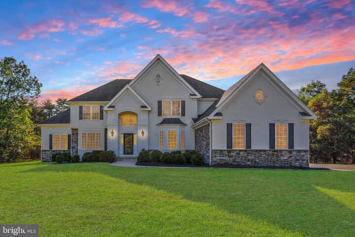 Property Photo:  56 Oxford Circle  NJ 08088 