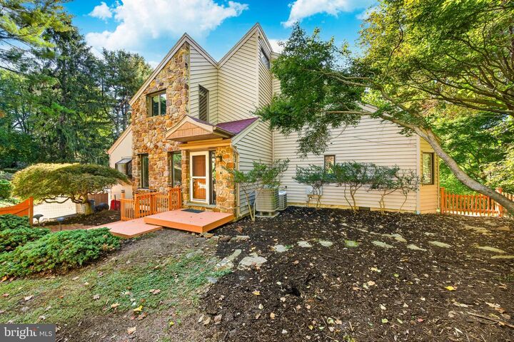 Property Photo: 1461 Overhill Road PA 19382