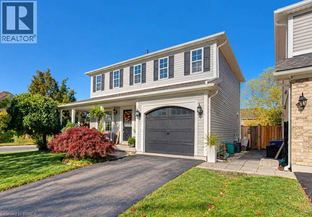 Property Photo:  112 Osborn Avenue  ON N3T 6S1 