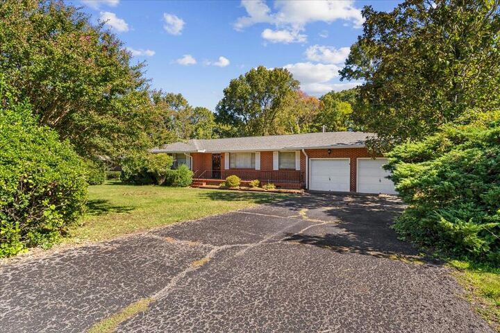 Property Photo:  902 Hogan Road  GA 30741 
