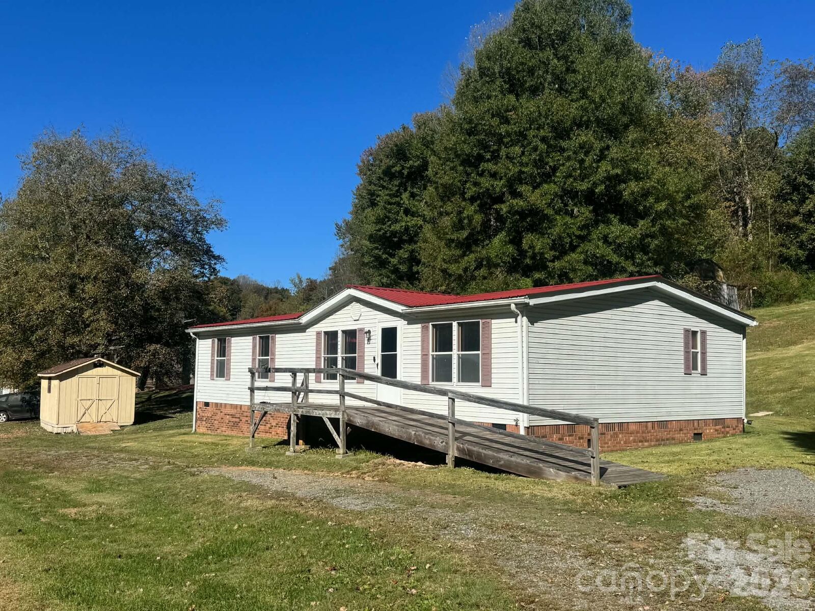 Property Photo:  256 Brookfall Dairy Road  NC 28621 