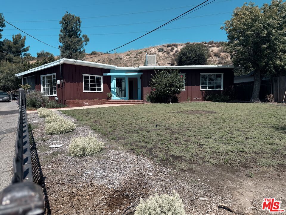 Property Photo: 10517 Vail Dr CA 91040