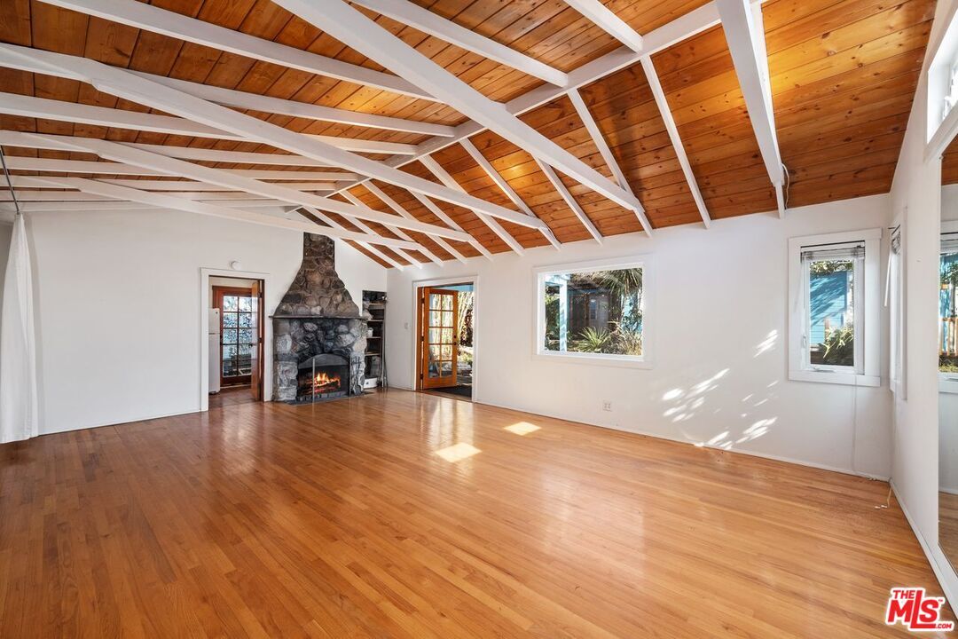 Property Photo:  2533 Federal Ave  CA 90064 