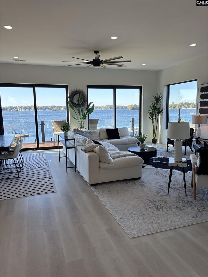 Property Photo:  116 State S-40-2095  SC 29036 