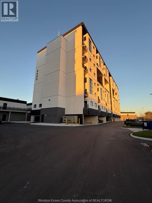 Property Photo: 4400 Laurier Parkway 476 ON N9H 0R1