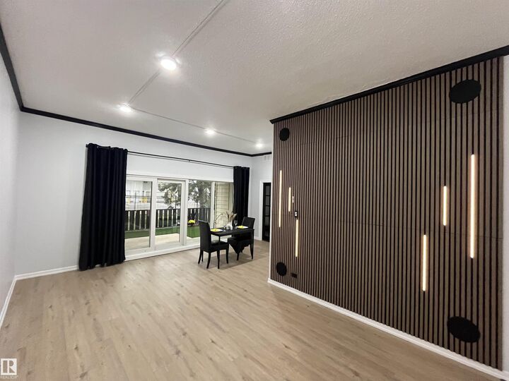 Property Photo:  10140 120 Street NW 101  AB T5K 1Z8 