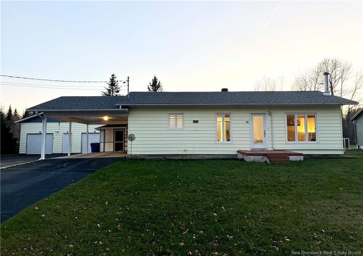 Property Photo:  16 4 Ième Avenue  NB E7A 2B3 