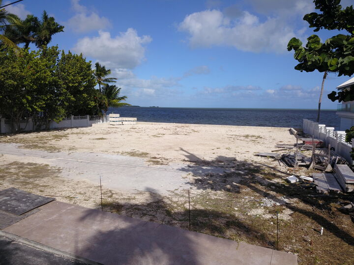 Property Photo:  554 Ocean Cay Drive  FL 33037 