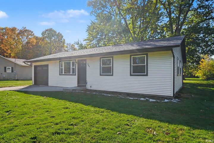 Property Photo:  909 Westwood Drive  IN 46526 
