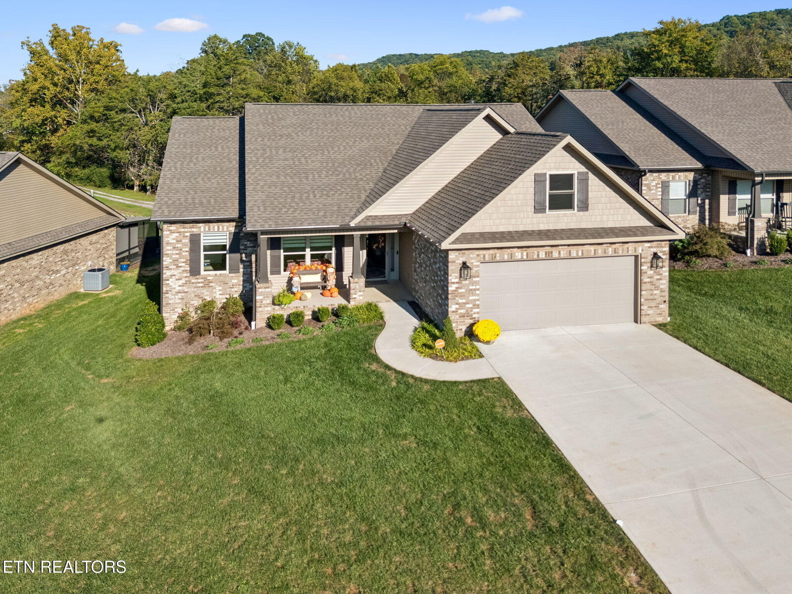 Property Photo:  7116 Volunteer Ridge Lane  TN 37918 