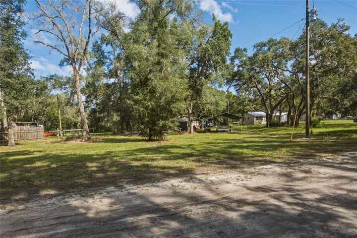 Property Photo:  4854 SW 123rd Road  FL 33597 