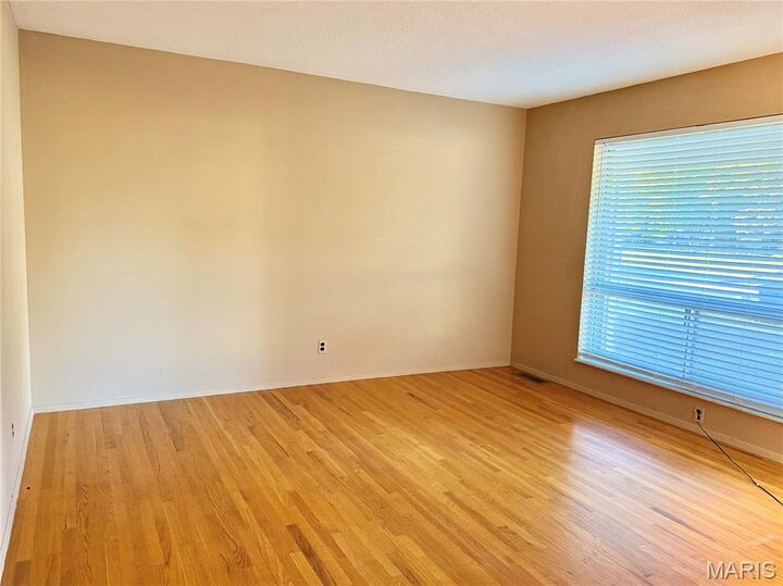 Property Photo:  11716 Hollycrest Drive  MO 63043 
