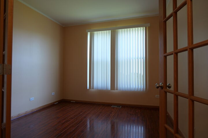 Property Photo: 1306 Fitzer Drive IL 60431