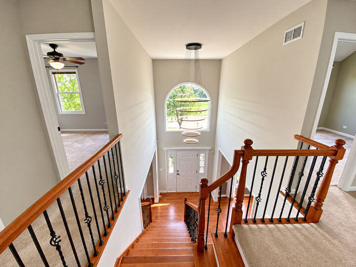 Property Photo: 720 Kendridge Court IL 60502