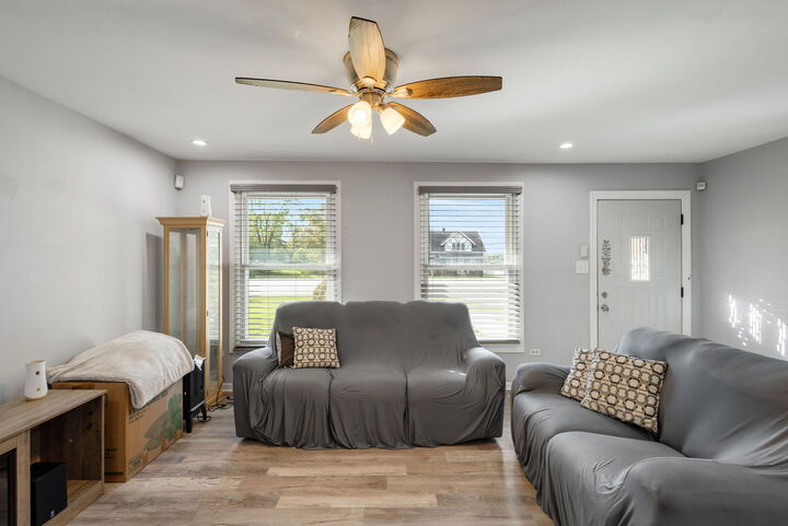 Property Photo:  18811 Cicero Avenue  IL 60478 