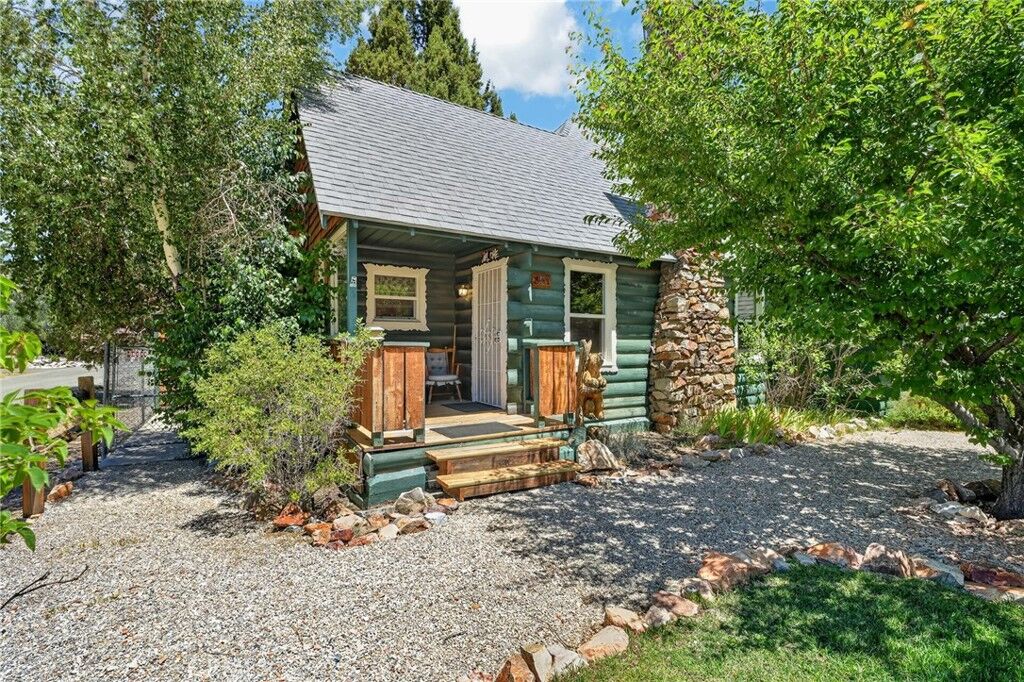 Property Photo:  301 E Mountain View  CA 92314 