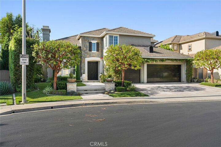 Property Photo: 25 Bridgeport CA 92657