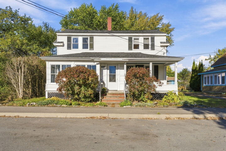 Property Photo:  37 Broadway  ME 04473 