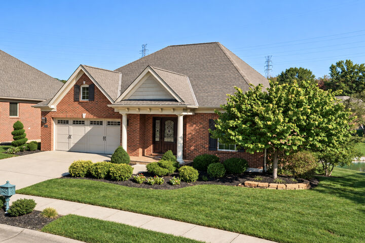 Property Photo:  819 Woodside Court  KY 41017 