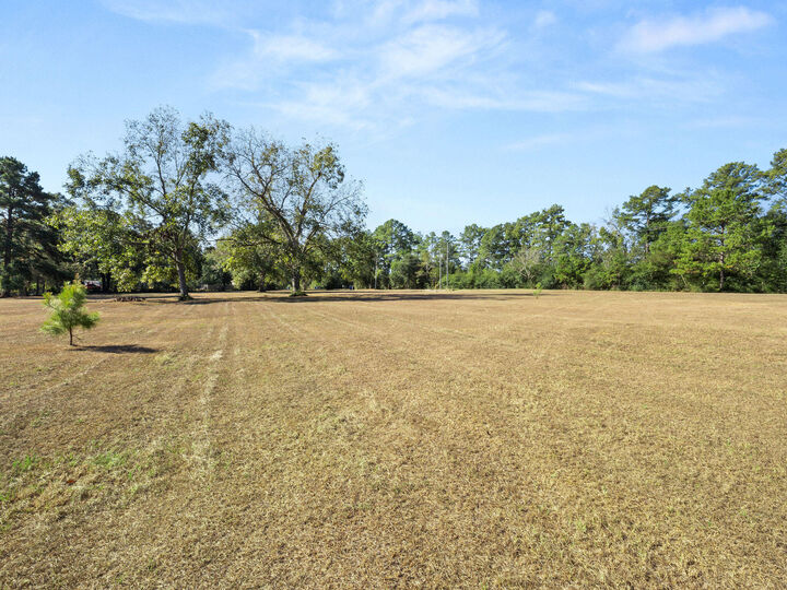 Property Photo:  152 Left Field  LA 71446 