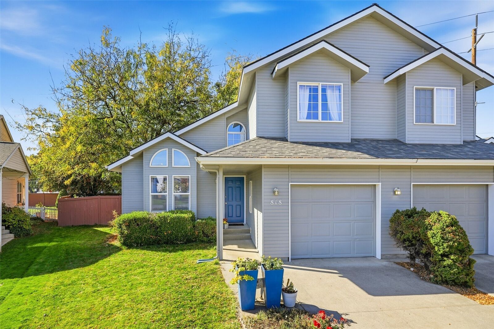 Property Photo:  818 SE Marine Drive 818  WA 99324 