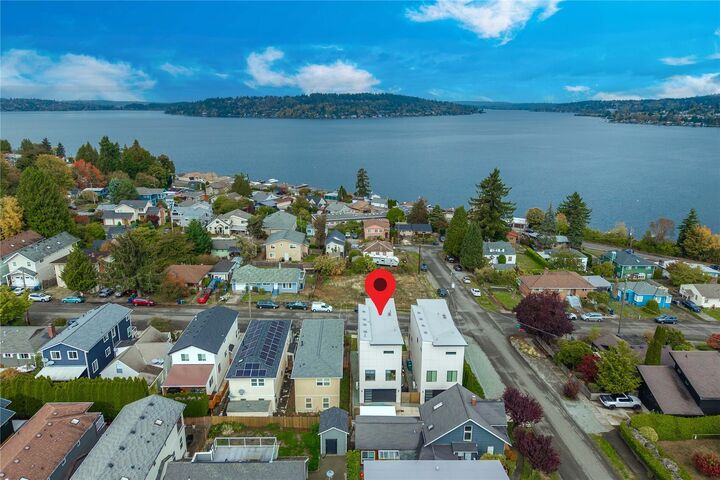 Property Photo:  8435 S 113th Street  WA 98178 